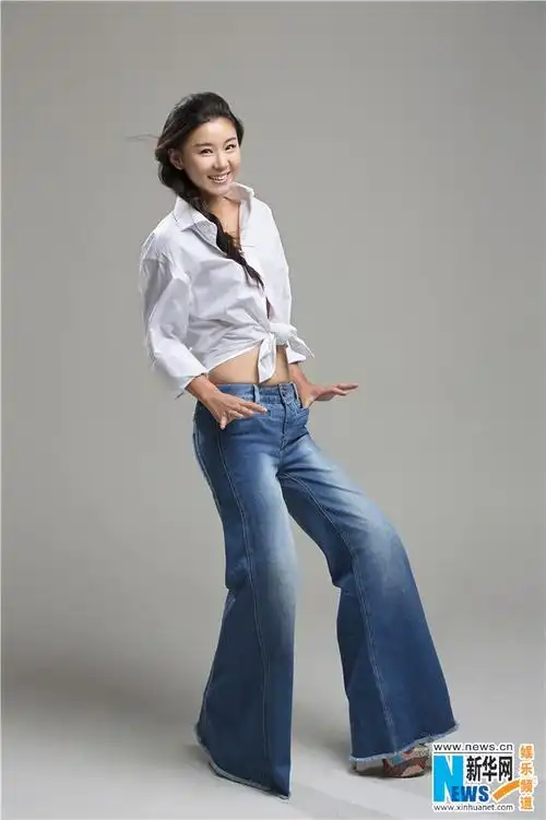 王雷李小萌婚后发情侣写真 清新活力动感十足【9】