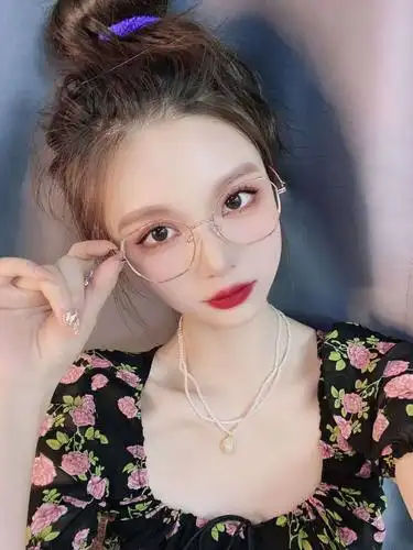 复古近视镜框女款式多样多色可选厂家直销大脸胖妹子防蓝光防蓝光 银