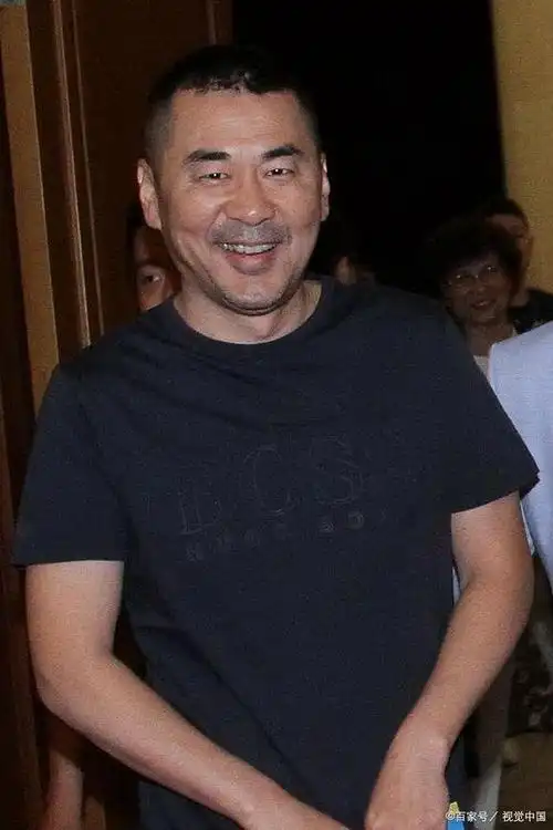 蒋勤勤凭借出色的演技获得了亚洲电影大赏最佳女主角奖项,而陈建斌则