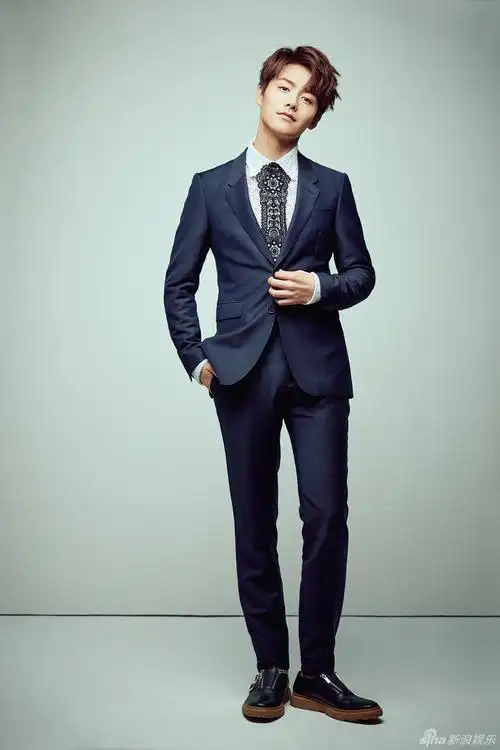 谁说西装是外国人的专利穿上西装的马天宇就是在为所有中国男性平反