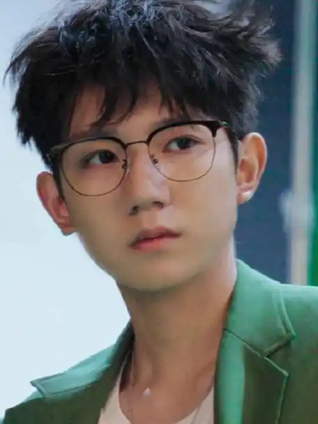 视线内外,率性有型,@tfboys-王源同款#prsr帕莎眼镜#pa90011,雅酷半眉