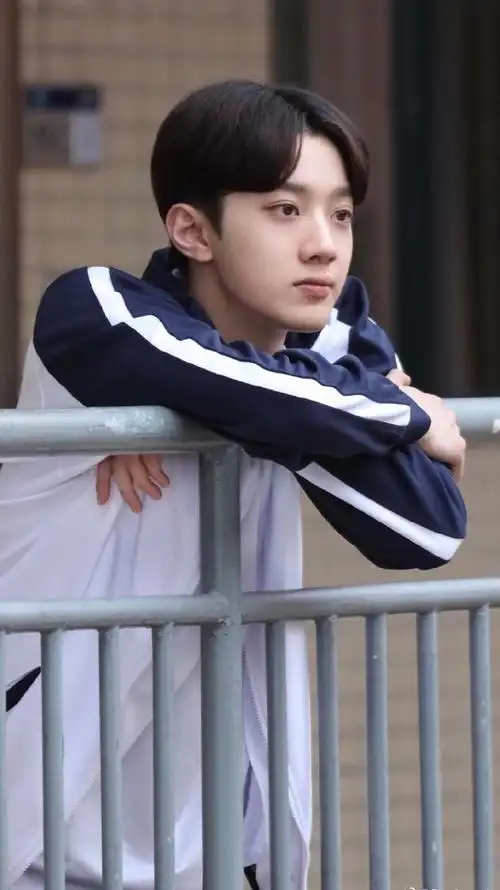 赖冠霖高清壁纸