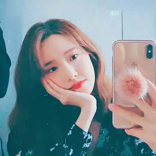 "林允儿头像顾拾柒渣滤镜,禁二改,二转请标明顾拾柒抱图dd