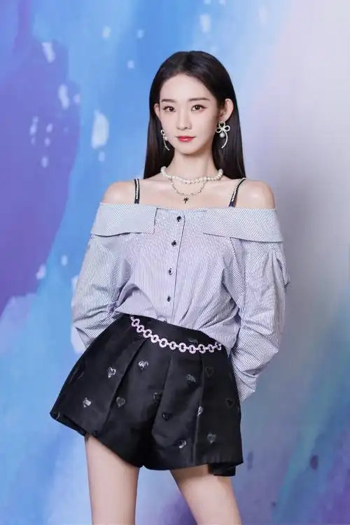 张艺凡 咪咕音乐现场云上新年演唱会 - 堆糖,美图壁纸兴趣社区