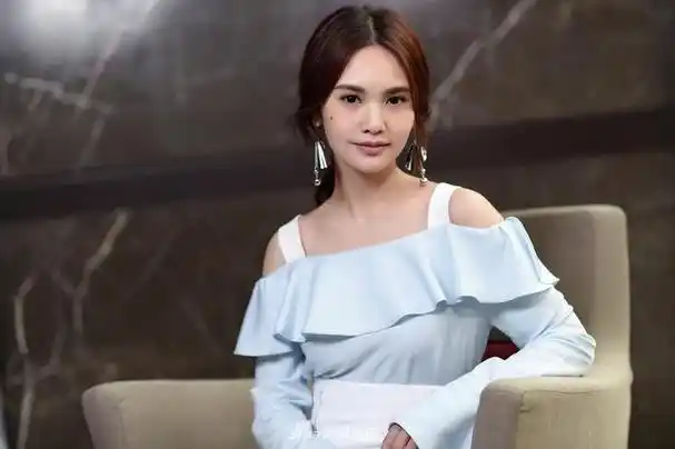 杨丞琳演唱会闯大祸说河南人是骗子被全网抵制扒出更多黑料