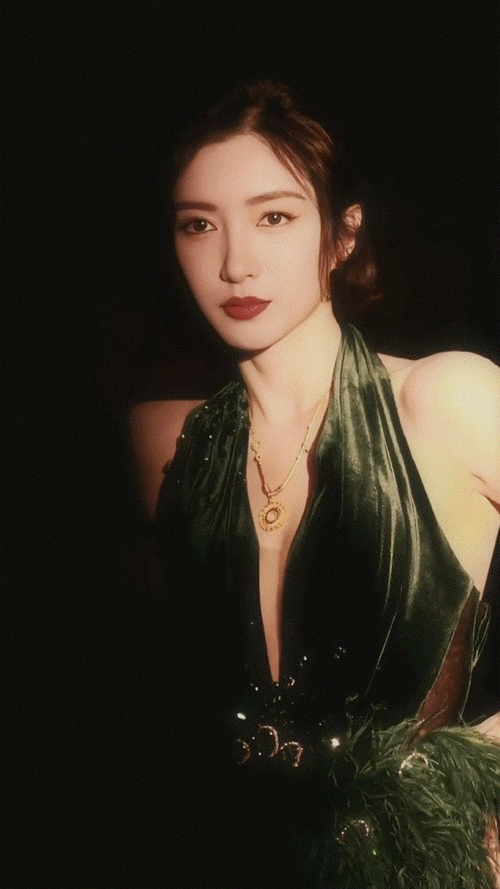 #江疏影千金回国续集#