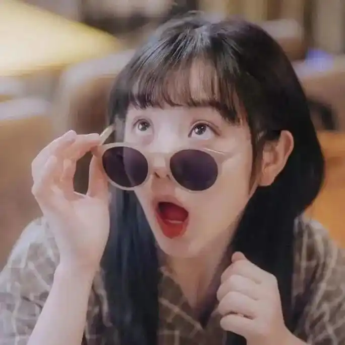 别的女孩笑起来很好看,而你笑起来很好笑96#闺蜜头像#搞笑头 - 抖音