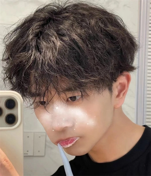 酷帅韩式纹理烫 造型男人味爆棚_男生烫发 - 美发站