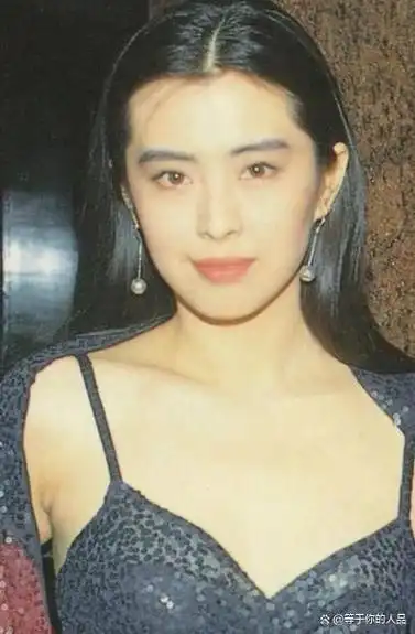 王祖贤在加拿大生活16年,没有任何工作的她,这么多年靠啥生活?