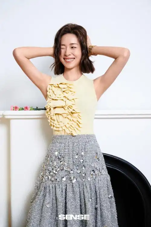 江一燕sense六月刊##江一燕自然真我松弛感大片