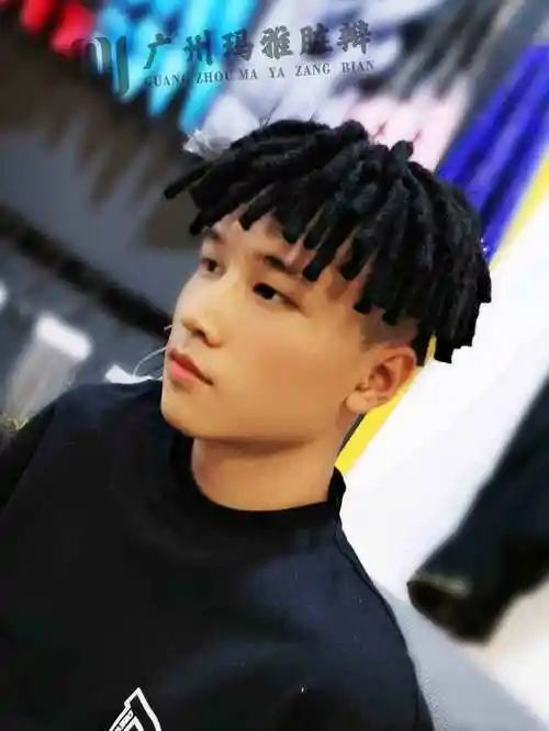 短盆脏辫怎么收费广州玛雅脏辫