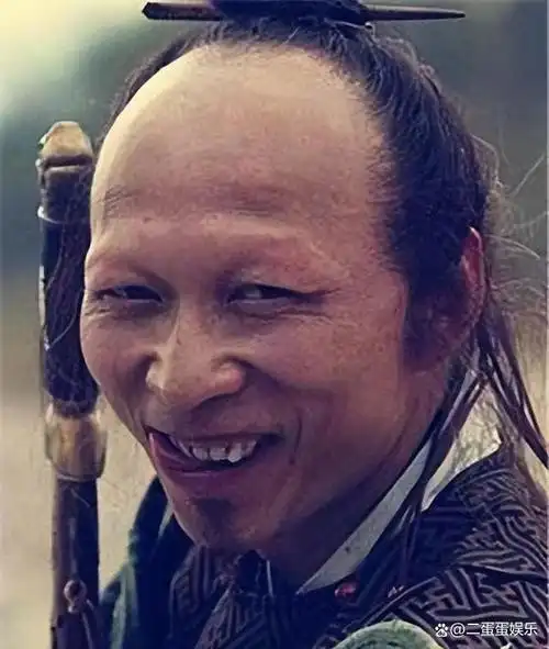 这几位男演员,一个比一个长得丑,媳妇却一个比一个漂亮