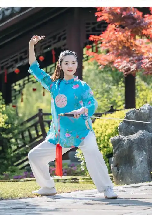 太极服女改良棉麻太极拳练功服夏季女装2022新款休闲苎麻黄色套装上衣