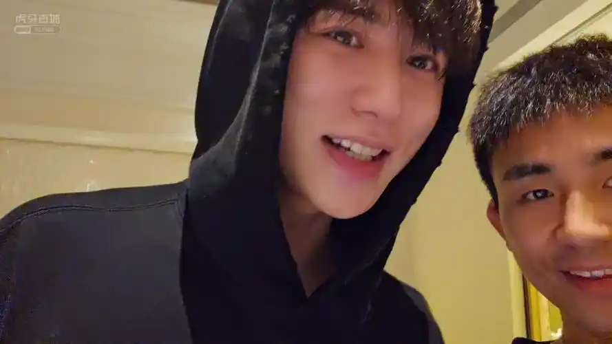 [虎牙-童锦程]-[2023-10-26]-[直播录像]