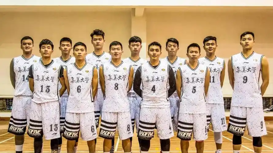 快讯丨太帅了我校公体男篮勇夺cuba阳光组福建赛区南区冠军
