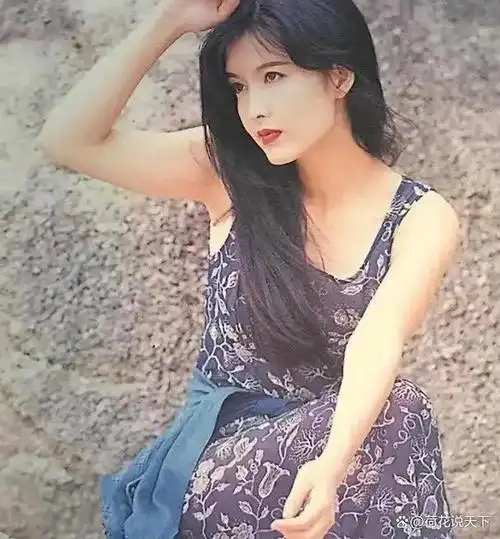 清纯玉女周慧敏选择倪震此生无憾55岁无儿女亦知足