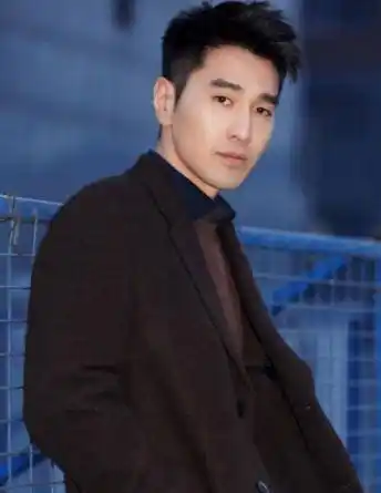 赵又廷的低调爱情:靠演技征服5个女人,娶大5岁国民女神终获幸福