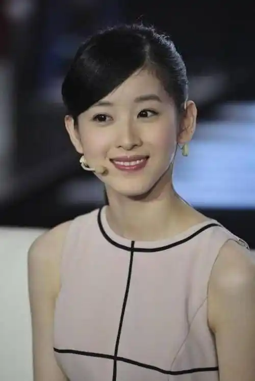 王思聪嘲"睡二代",丢清华大学脸,事实证明,章泽天才是人生赢家_刘强东