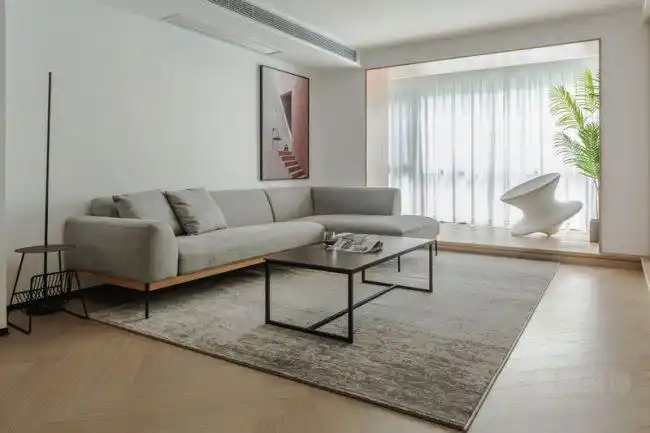 极简风格家居客厅灰色沙发休息区装修图