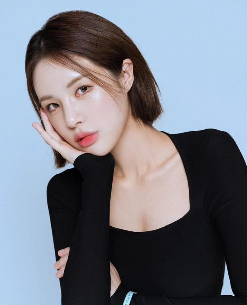 越普通的短发,越耐看.