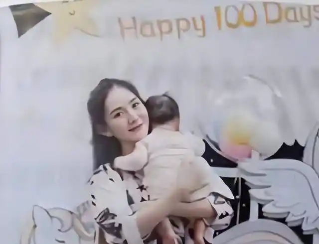 谢娜孕晚期全身照曝光全家为二胎举办百日宴现场布置热闹奢华