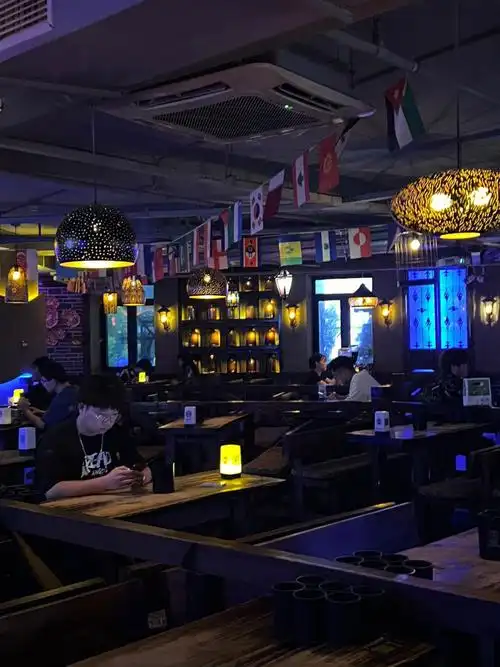 南京性价比坠高的酒吧60学生党也无压力哦