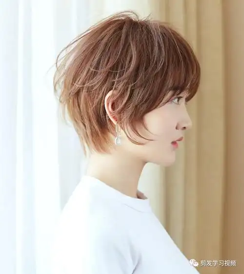 2020女生纹理烫发型推荐100款