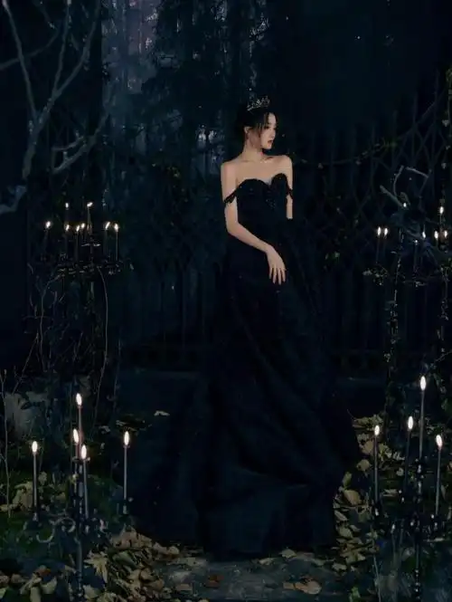 关晓彤绝美活动造型释出黑色宝石礼服清冷优雅犹如森林精灵