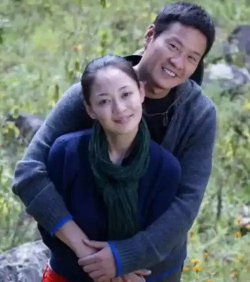 回顾演员连奕名为娶杨若兮抛妻弃女净身出户前妻红了他糊了