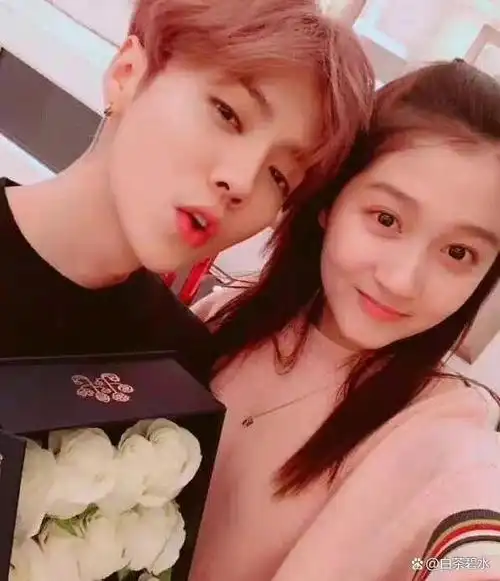 黄晓明angelababy内幕?鹿晗关晓彤已订婚?唐嫣罗晋的婚姻状况?