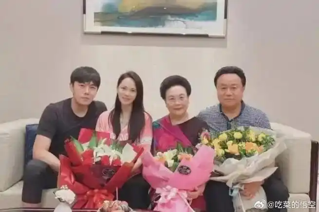 伊能静和秦昊私下商量,决定私下补足