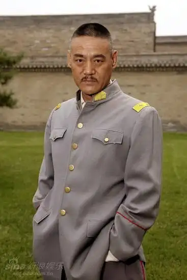 图文铁梨花探班巍子军阀造型