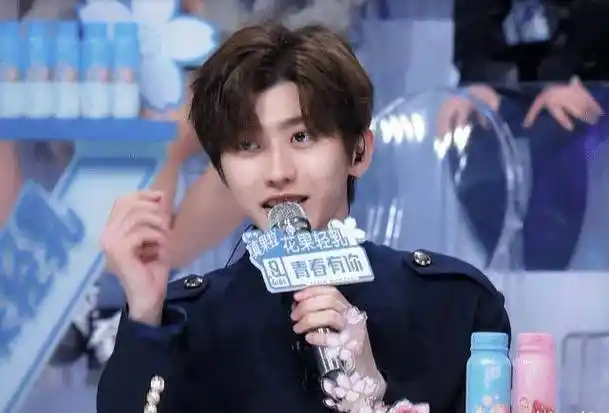 《青你2》最圈粉不是许佳琪,也不是蔡徐坤,而是人间芭比的她!