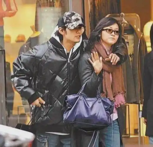 周杰伦重游和侯佩岑恋情曝光地还带儿子逛曾称再也不去代官山