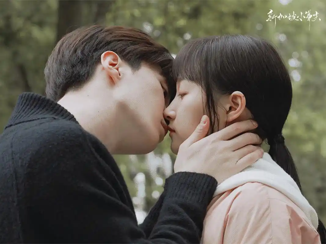 关晓彤范丞丞吻戏#  哇哦,曾少年的吻戏真的拍的好绝,很像青春电永镲