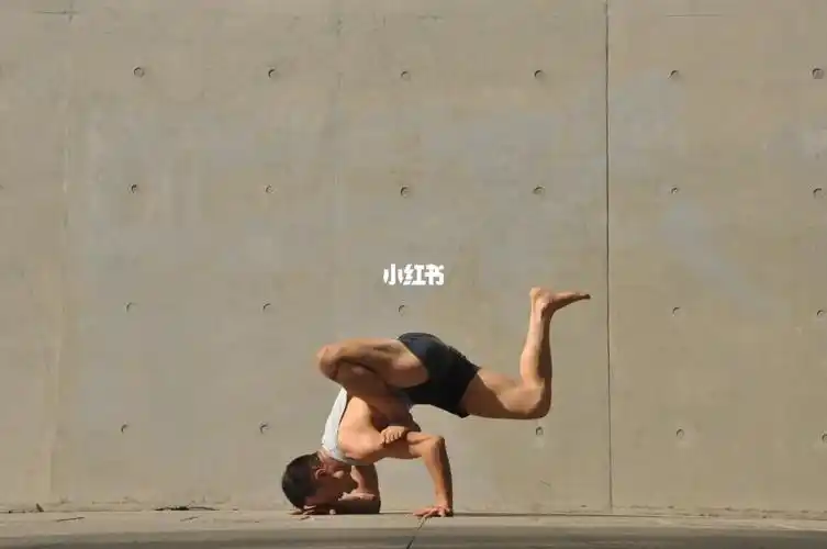 请不要放大看表情