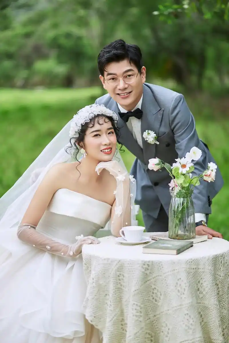 晒晒姑娘的结婚照,8月份请大家来喝喜酒#祝一对新人新婚快乐永 - 抖音