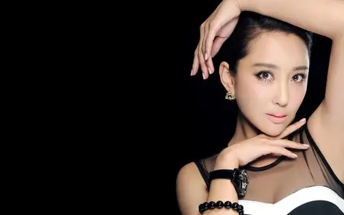 杜若溪黑色系壁纸_漂亮美女杜若溪