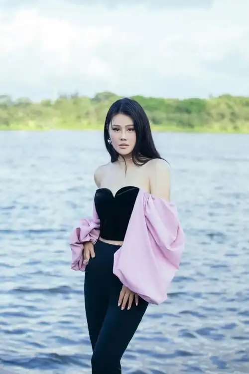 袁娅维华语乐坛先进生产力代表##袁娅维各大音综的隐形boss