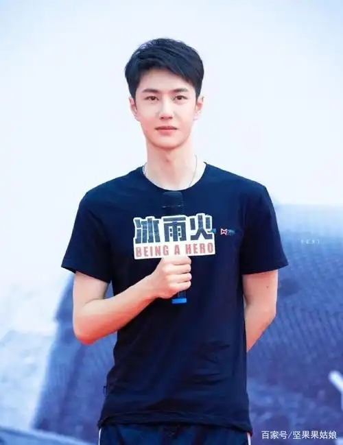 王一博寸头造型官宣禁毒宣传片,坚定宣言"拒绝毒品,我代言"