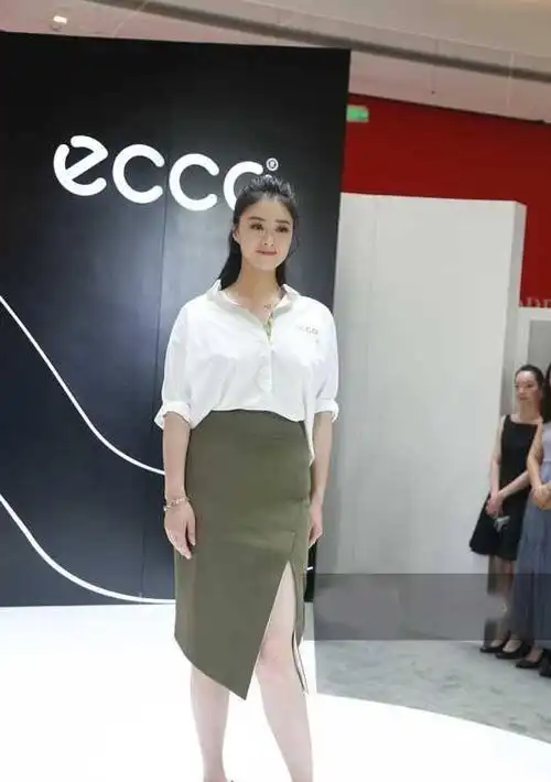 10位身高最高的80后女明星,第一名高达182厘米,刘亦菲唐嫣上榜