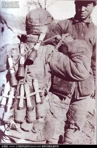 老照片告诉我们胜利来之不易曾经的土八路有多土组图