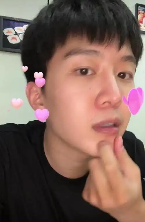 范丞丞素颜直播现场图##范丞丞素颜直播状态好绝