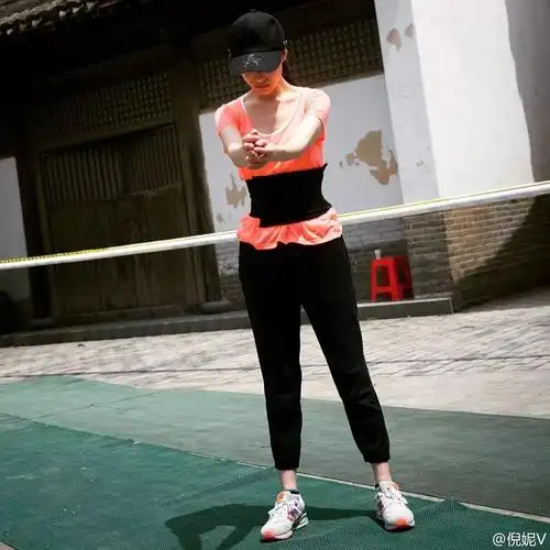 天盛长歌倪妮再度虏获男神街拍女神教你塑造美好身体