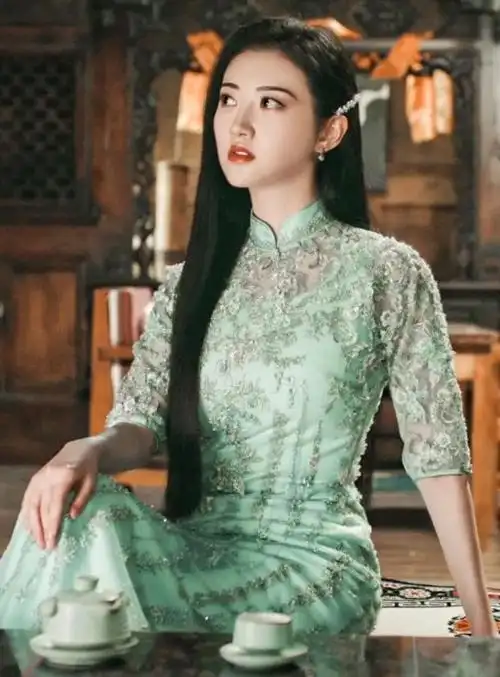 10位女明星旗袍争艳!被嘲还是惊艳就在一念之间,秦岚王鸥应验了