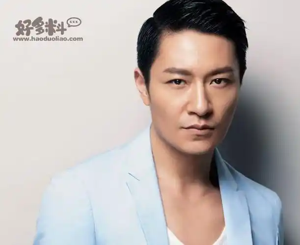 很多粉丝都挺疑惑的,李宗翰马景涛长相相似,甚至李宗翰比马景涛还要帅