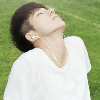 高清头像男唯美小清新 帅气清新的阳光少年_男生头像_520头像网