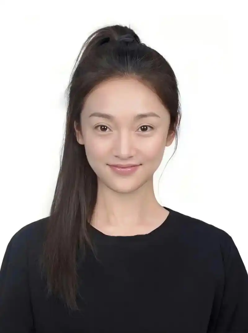 周迅年轻的时候现在有小花可以打败吗[思考]