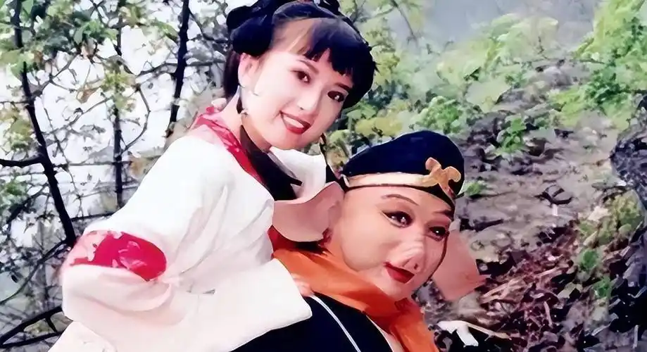 第一张可以忍,杨紫这张我可以笑一整天_时候_场景_穿着