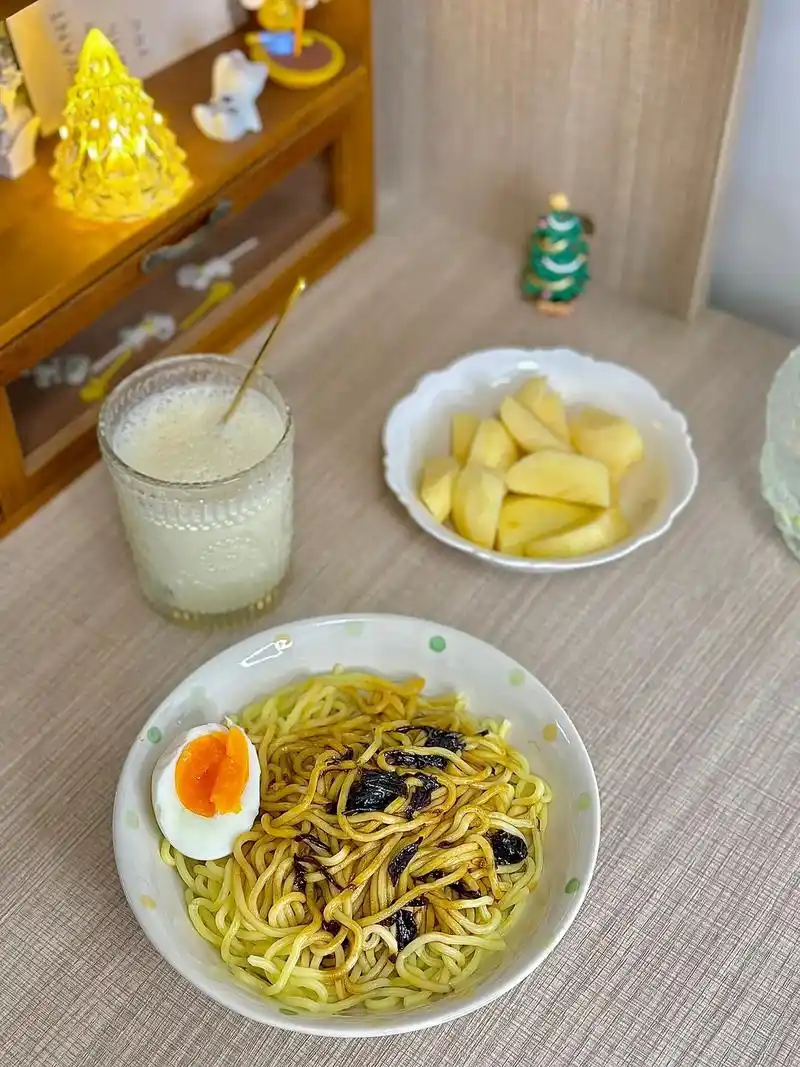 0101/6069 生活的目标是健康和快乐.